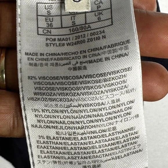 Guess navy blue  Graphic Tee - Picture 5 of 8